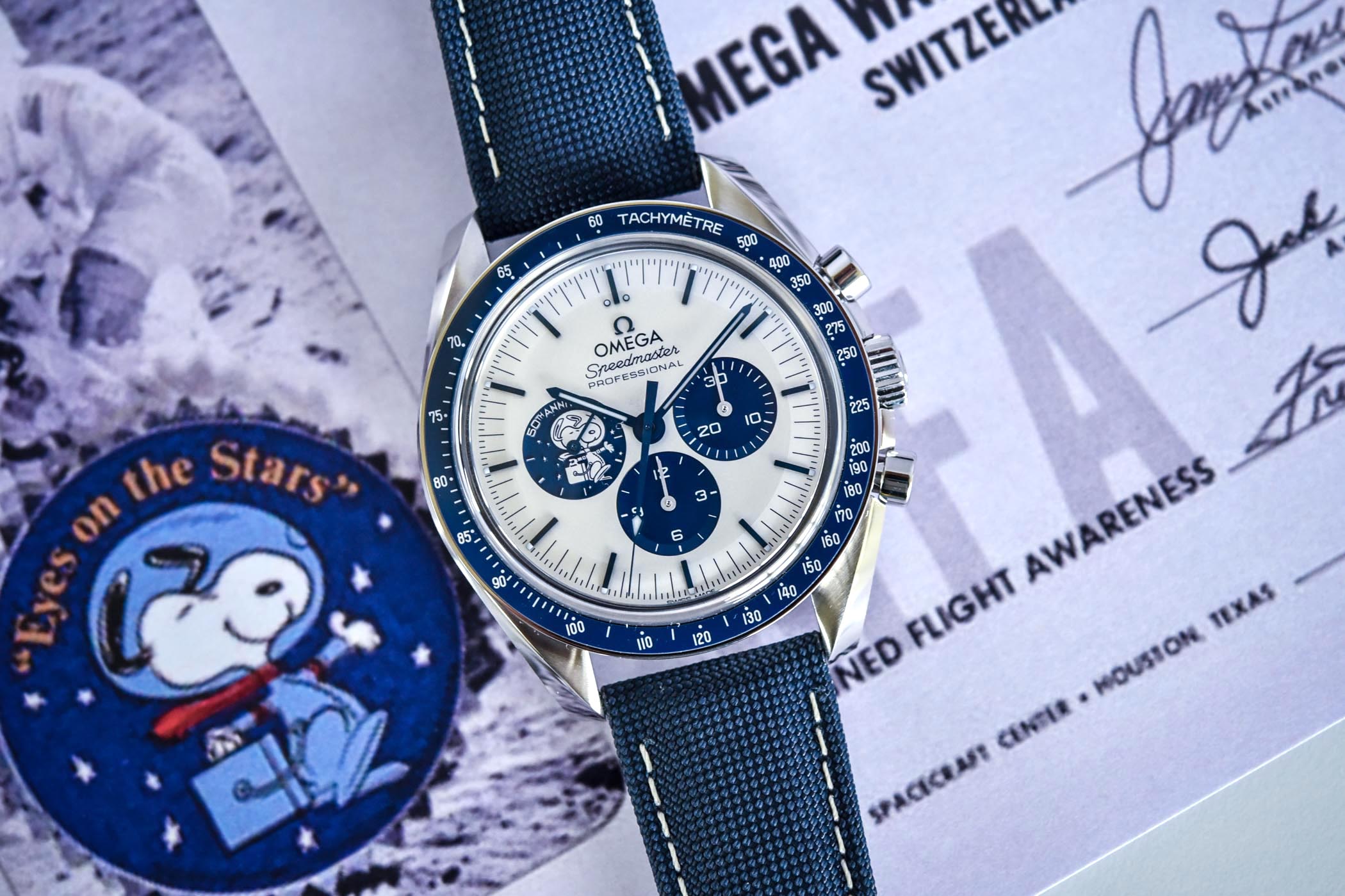 Images/Blog/3ZFjGrW9-Omega-Speedmaster-Silver-Snoopy-Award-50th-Anniversary-310.32.42.50.02.001-Review-23.jpg
